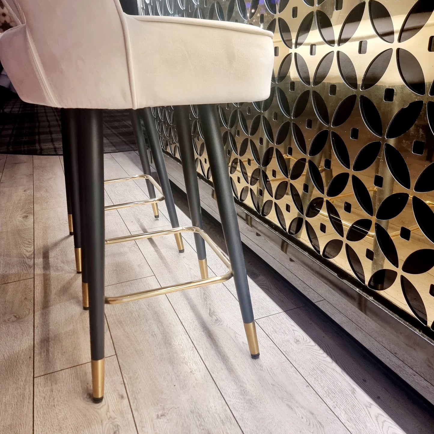 Nova Bar Stool