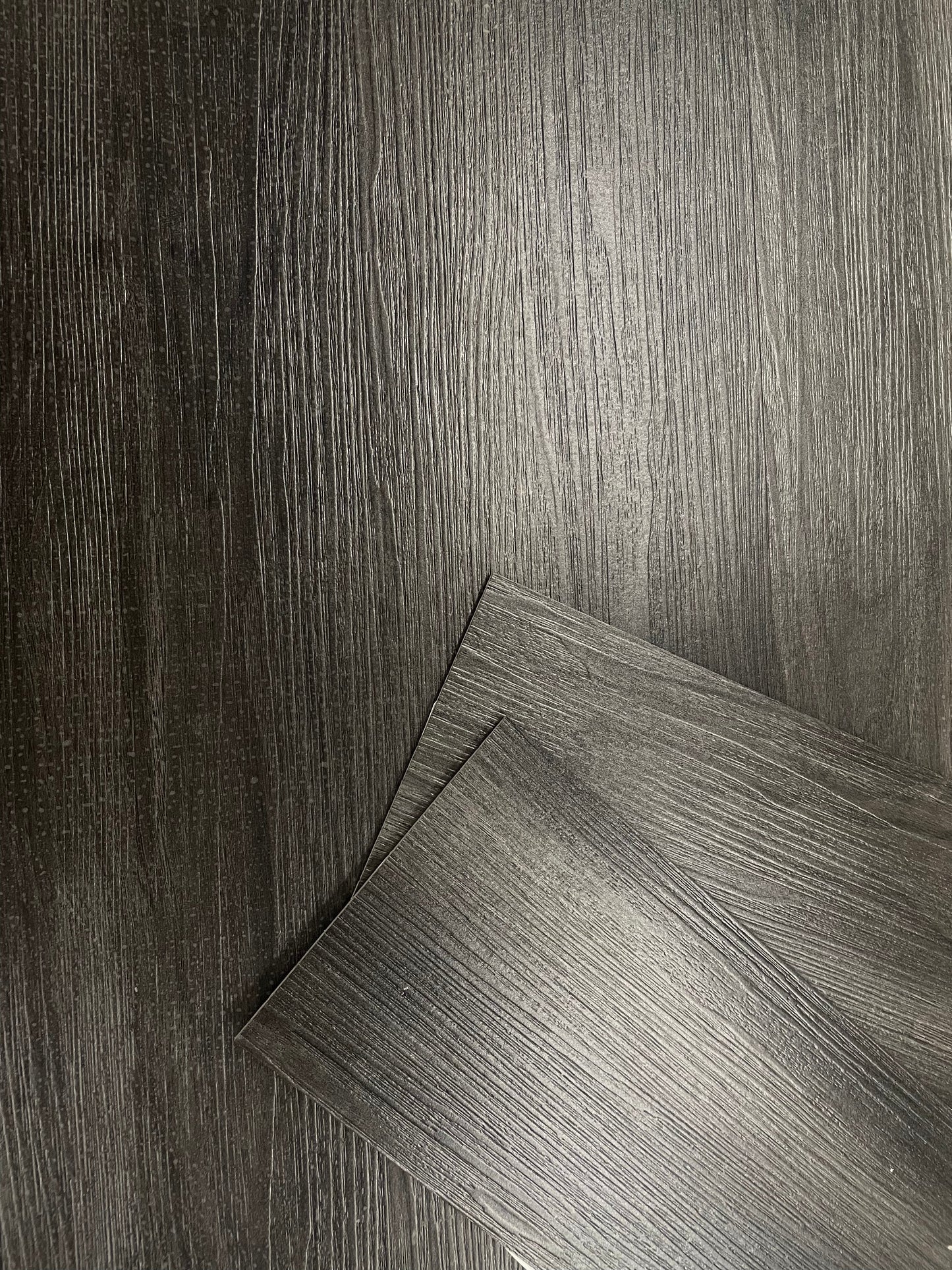LuxeGrip Self-Adhesive Vinyl Plank Flooring – 36pc Pack
