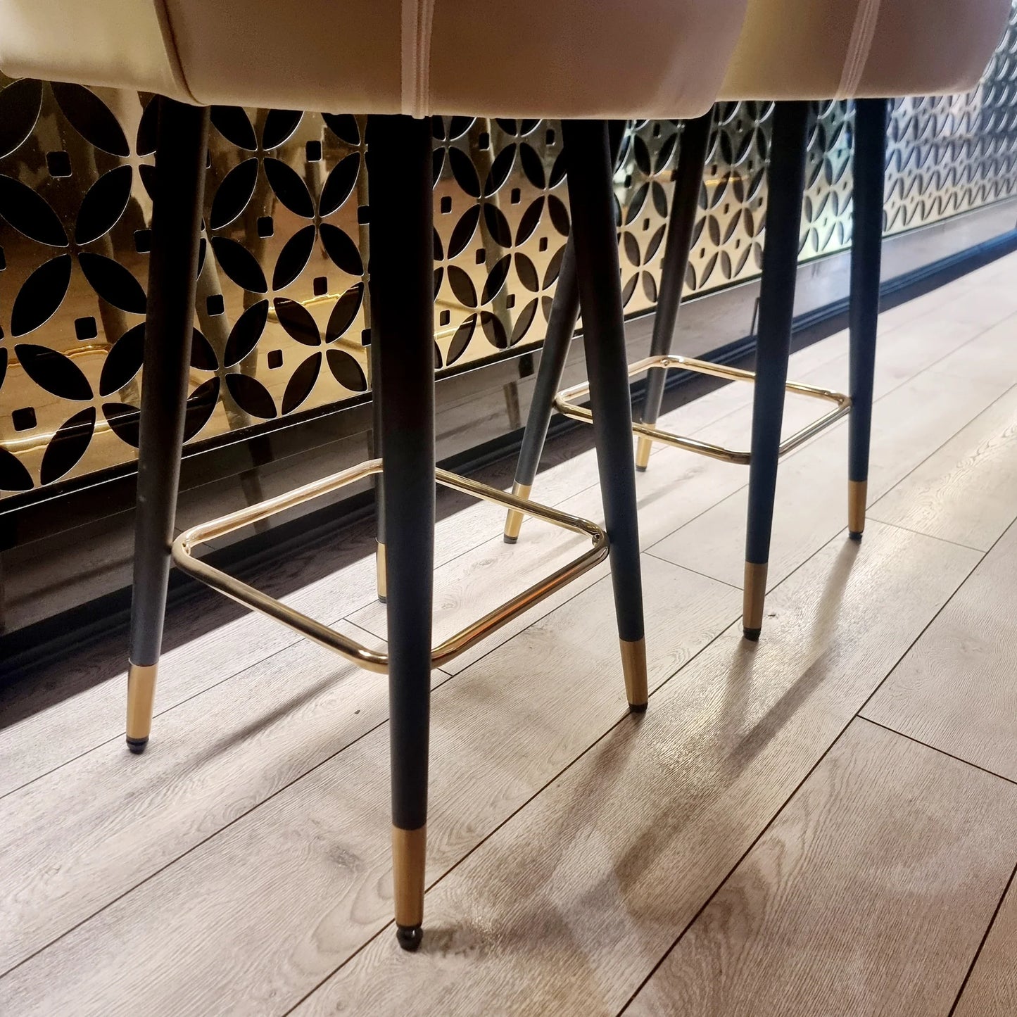 Nova Bar Stool